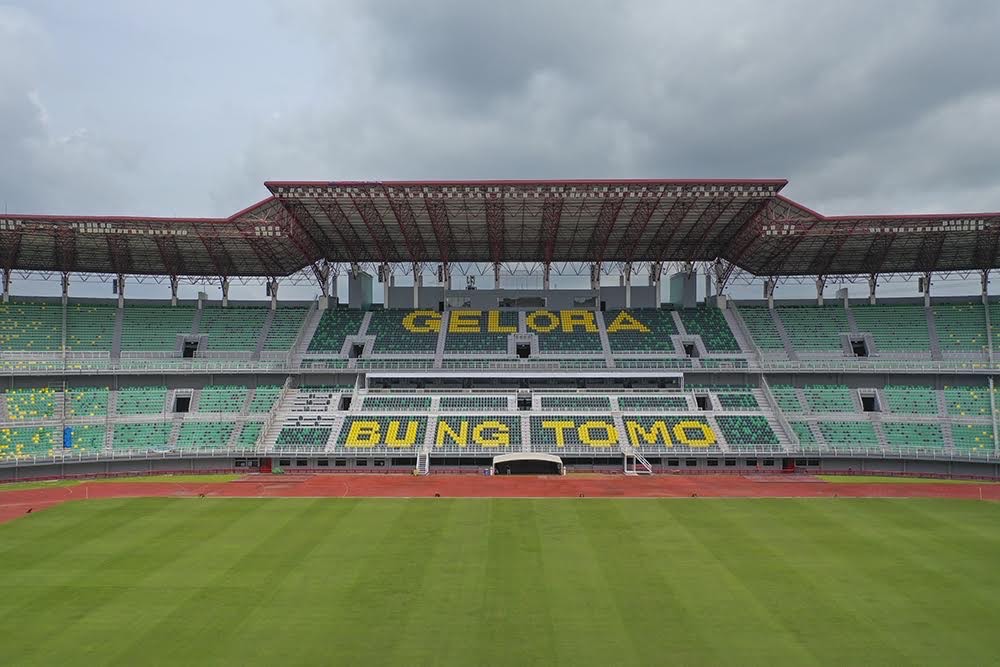 Foto : Stadion Gelora Bung Tomo Surabaya