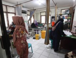 Dinkes Surabaya Gerak Cepat Tangani Korban Keracunan Massal di Kali Kedinding
