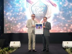 Bank Jatim Raih Penghargaan Top Bank 2024 dari The Iconomics