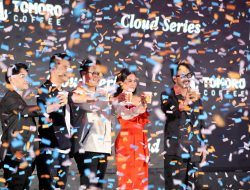 TOMORO COFFEE Sukses Menjual 40 Juta Cup pada Tahun 2023 dan Perkenalkan Maudy Ayunda sebagai Brand Ambassador