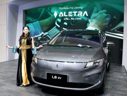 Aletra Resmi Luncurkan L8 EV, MPV 7 Seater Terluas di Kelasnya