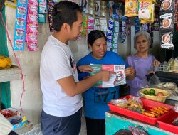 Eri Irawan Gerilya Kampung, Door to Door Menangkan Duet Risma-Gus Hans dan Eri-Armuji
