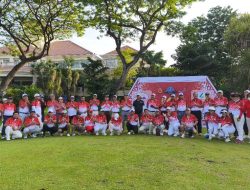 Turnamen Golf Kanan Kiri Perdana Perkuat Komunitas Golf Surabaya
