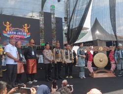 Pacu Jalur Resmi Dibuka Menteri Pariwisata, Kapolda Riau Ikut Hadir