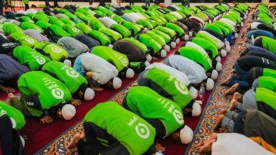 Ribuan Driver Gojek Peringati Maulid Nabi, Doakan Persatuan dan Perdamaian Bangsa