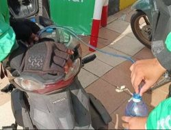 Heboh! Motor Ojol Mogok Usai Isi Pertamax, Diduga BBM Tercampur Air