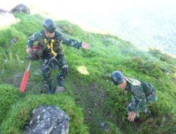 TNI AU Kerahkan Pasukan Elit Kopasgat Evakuasi Pesawat ATR 42-500 di Gunung Bulusaraung