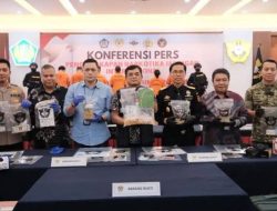 Polri dan Bea Cukai Soetta Bongkar Penyelundupan Sabu Modus Swallow oleh Dua WN Pakistan