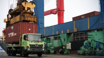 TPK Ternate Bukukan Kinerja Positif Arus Peti Kemas Selama 2025