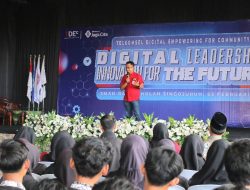 Telkomsel dan SMAN Darussholah Singojuruh Teken MoU Pengembangan Solusi Digital Pendidikan