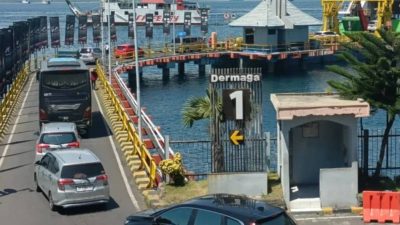 H-7 Lebaran, Arus Kendaraan di Pelabuhan Ketapang Banyuwangi Mulai Meningkat
