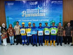 Berbagi Berkah Ramadan, Terminal Teluk Lamong Salurkan 7.089 Paket Bantuan