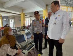 Sekjen Kemenhub Tinjau Terminal Purabaya, Pastikan Kenyamanan Penumpang Jelang Lebaran