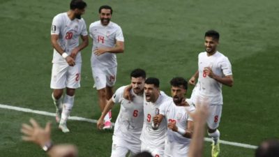 Laga Sengit Grup G, Iran dan Selandia Baru Saling Balas Gol di Babak Pertama