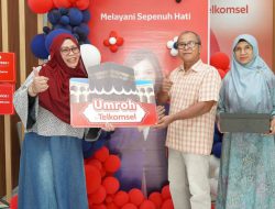 Totok dan Istri Siap Berangkat Umrah Setelah Menang Undian Telkomsel