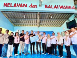 Sinergi ESG: Pelindo Terminal Petikemas dan Terminal Teluk Lamong Salurkan Bantuan Sarpras untuk 7 Kelurahan