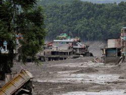 Korban Banjir Bandang dan Longsor Nepal-Tibet Tembus 584 Orang, 2.482 Masih Hilang