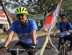 Dishub Sidoarjo dan Komunitas Onthel Kampanyekan Keselamatan Pesepeda di Jalan Raya