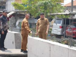 Proyek Betonisasi Jalan Gedangan–Betro Sidoarjo Terlambat, Kontraktor Terancam Teguran Resmi